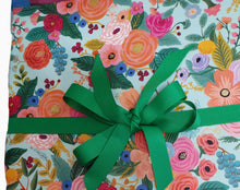 Load image into Gallery viewer, GIFT WRAP PAPER: FLORAL