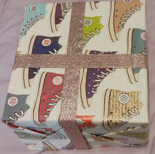 Load image into Gallery viewer, GIFT WRAP PAPER: CONVERSE SHOE