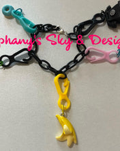 Load image into Gallery viewer, BRACELETS: 80’s Plastic Charm Bracelets